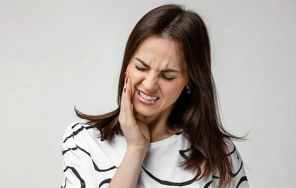 patient with tooth infection